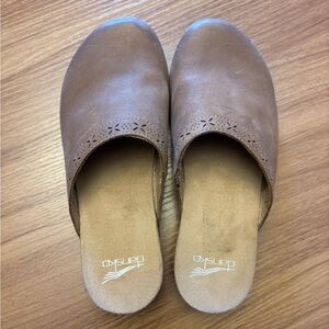 Dansko Women's Robbie Clog sz 8/39
